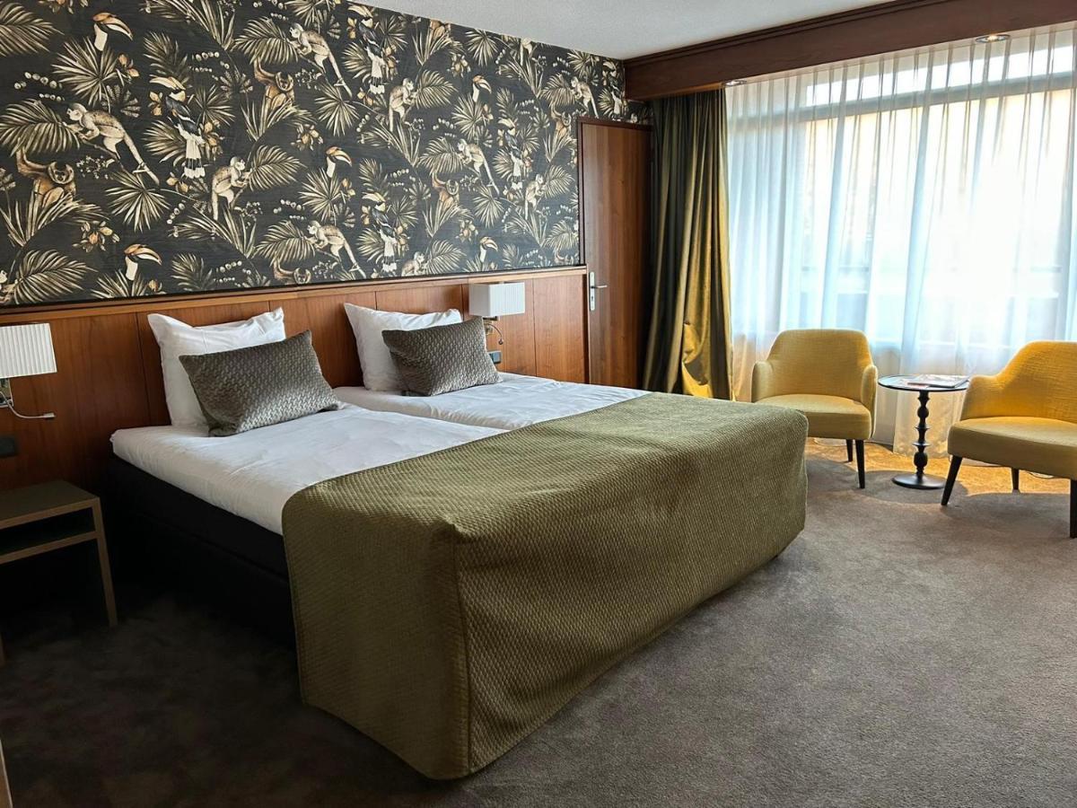 Hotel Van Der Valk Wolvega-Heerenveen ภายนอก รูปภาพ