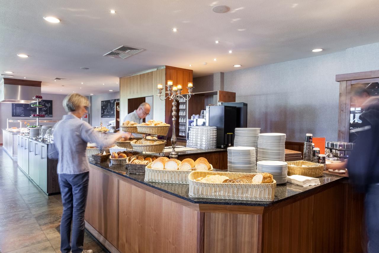 Hotel Van Der Valk Wolvega-Heerenveen ภายนอก รูปภาพ
