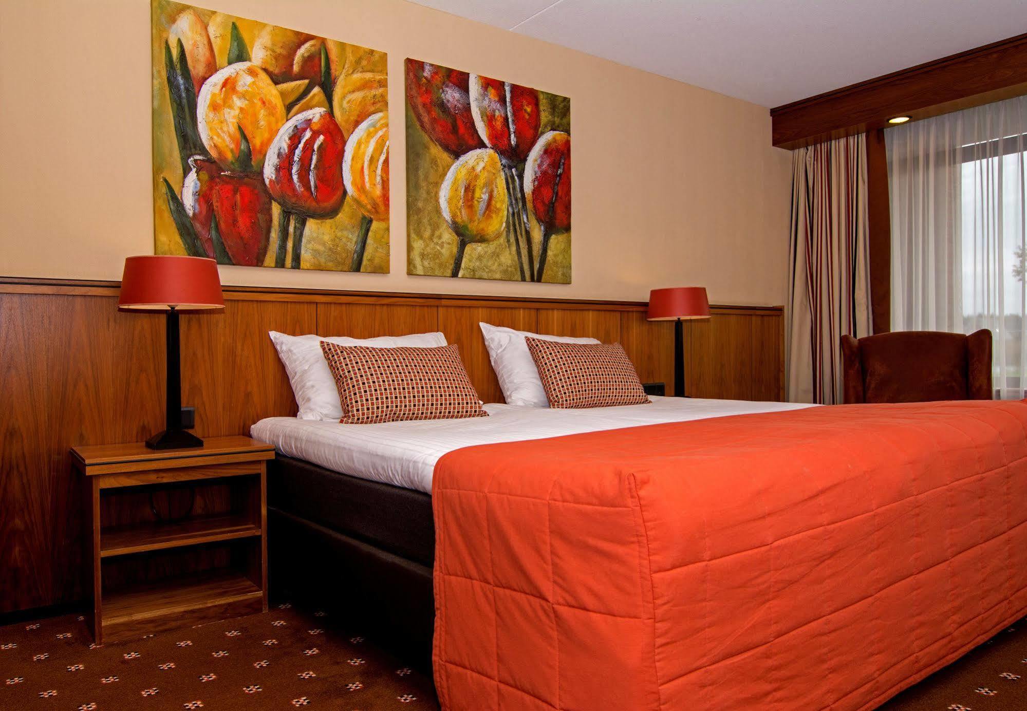 Hotel Van Der Valk Wolvega-Heerenveen ภายนอก รูปภาพ